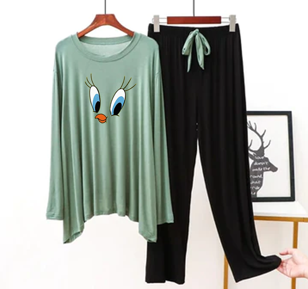 Helnay Daffy Duck T-Shirt with Black Pajama
